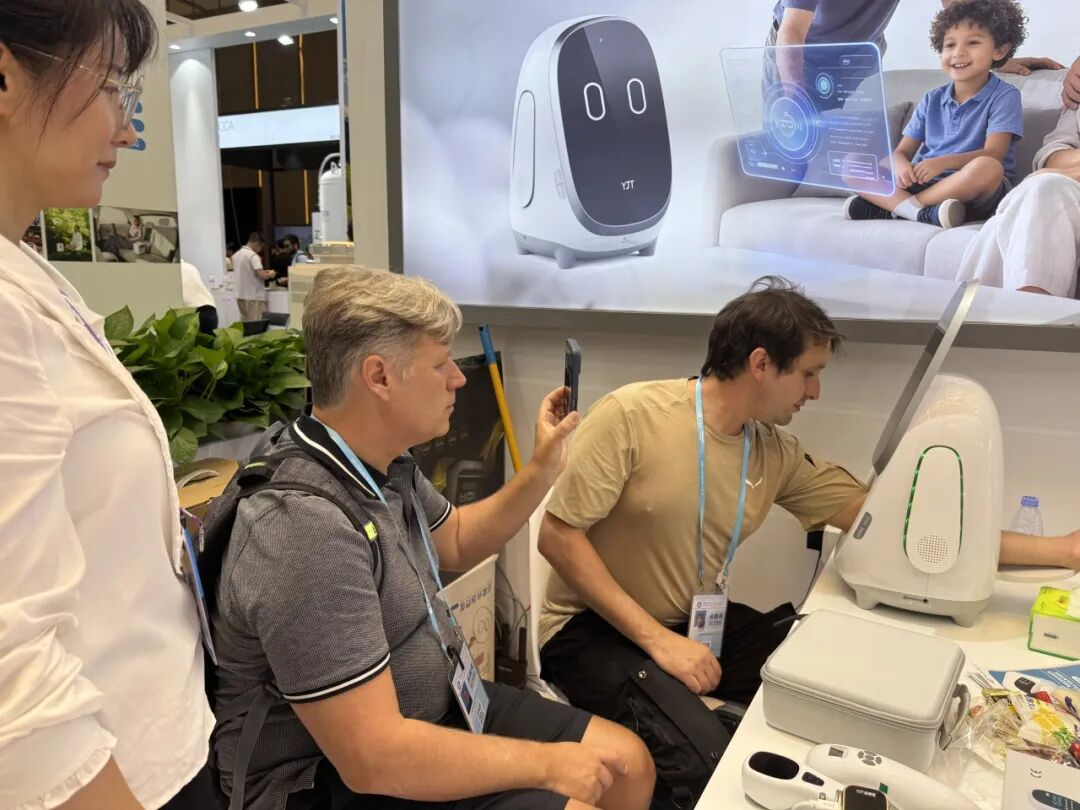 ff76a97b-e182-44ab-b740-a5b09e78aa85